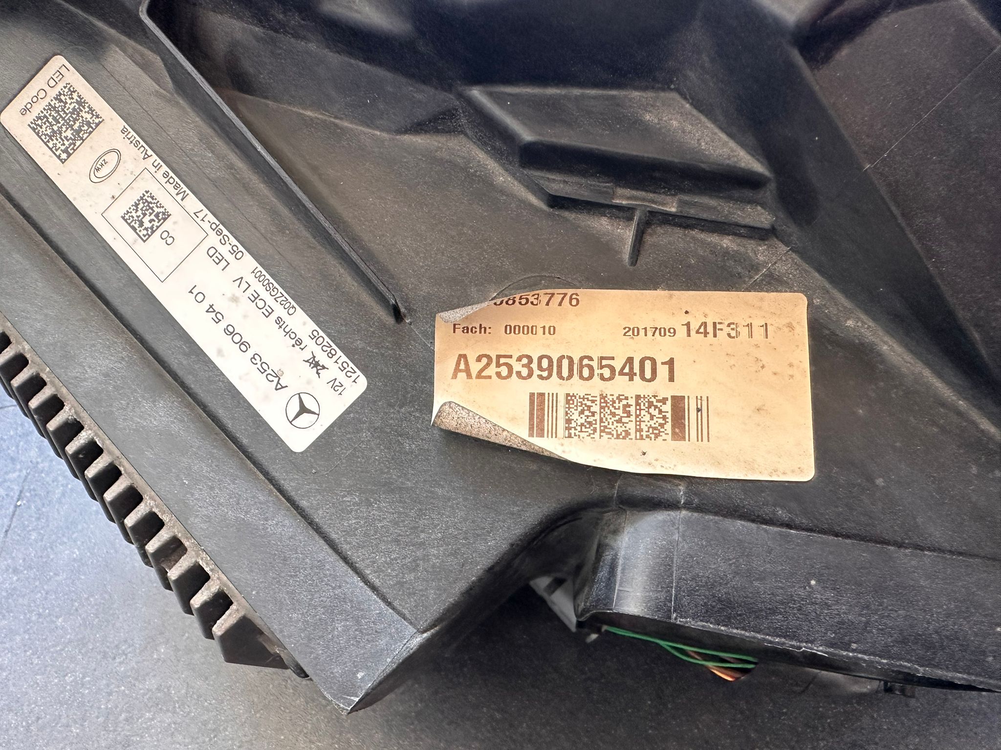 FARO LED DELANTERO DERECHO - A2539061001 MERCEDES BENZ GLC