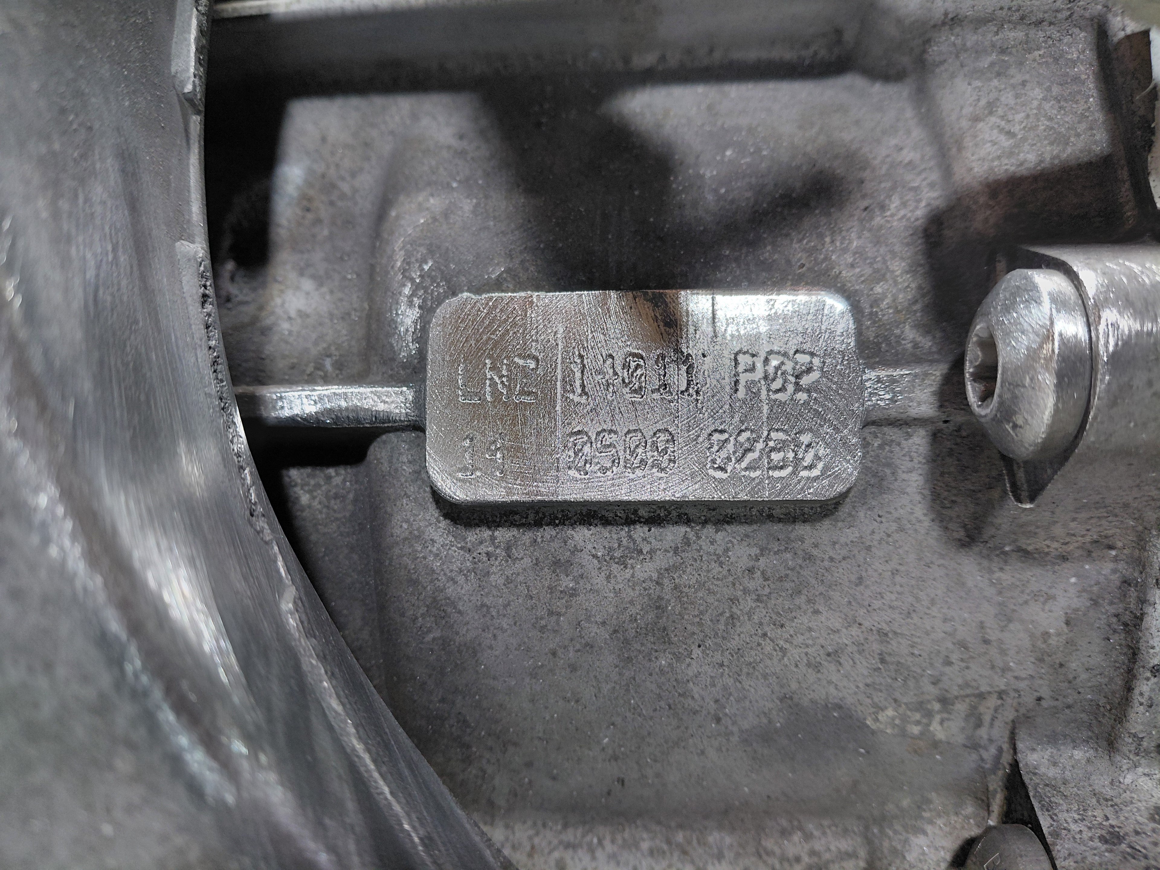 CAJA DE CAMBIOS - Volkswagen Passat (LNZ)