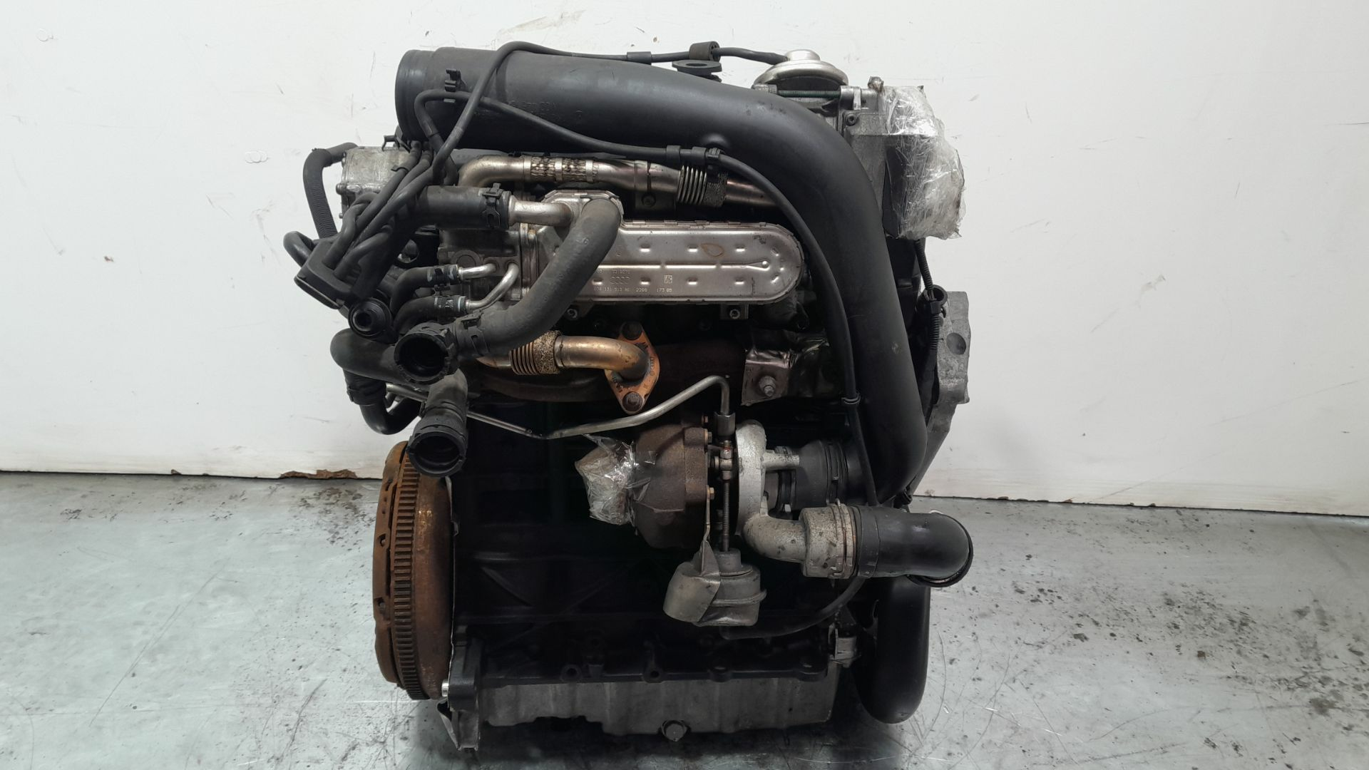 MOTOR COMPLETO - Volkswagen Golf V (1K1) 1.9 TDI 2006 - BKC